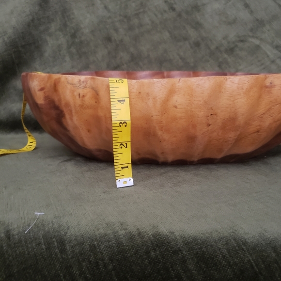 Beautiful Wood Salad Bowl with Serving Utensils - Picture 8 of 11